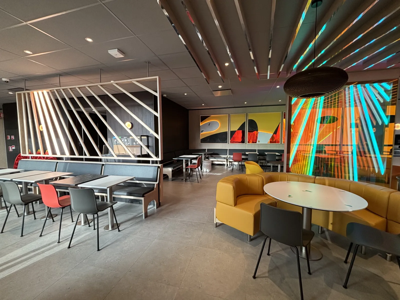 McDonald’s Jätkäsaaren ravintolasali